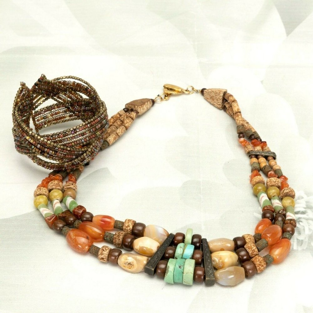 Fashion Beaded Necklace & Bracelet Costume Jewelry